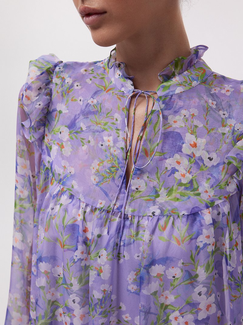 Платье с воланами