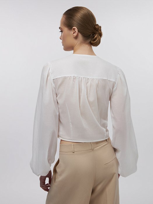 Укороченная блуза на запах: фото №2
