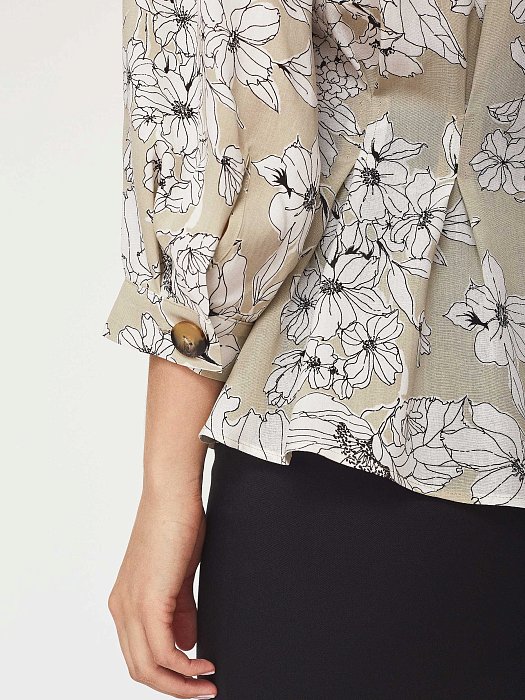 Блуза с объемными рукавами: фото №4