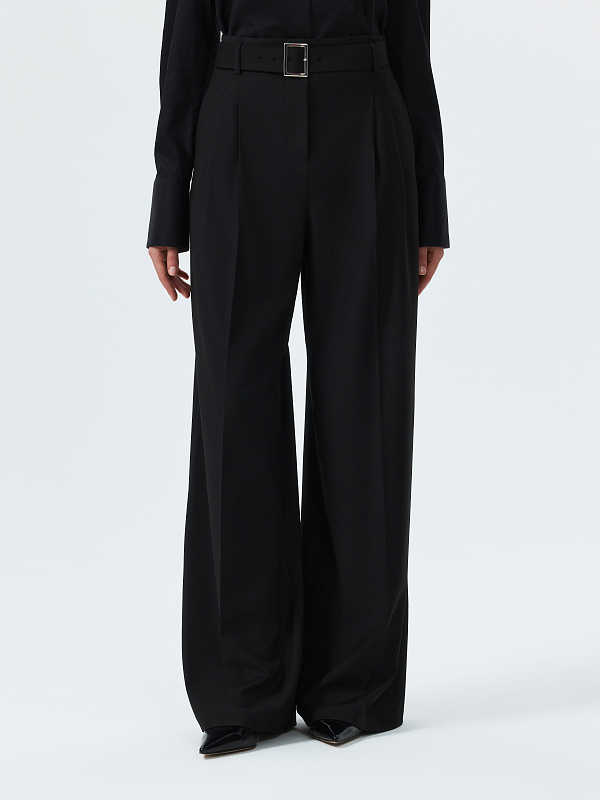 Широкие брюки с поясом