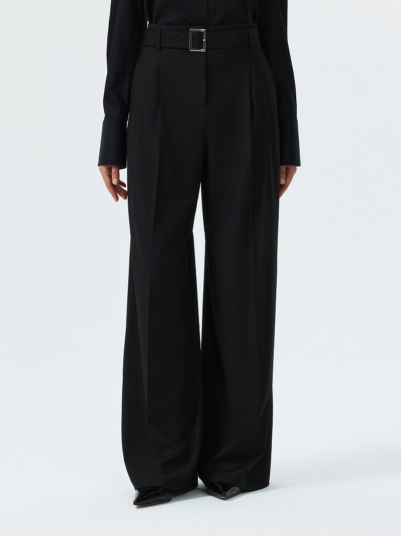 Широкие брюки с поясом