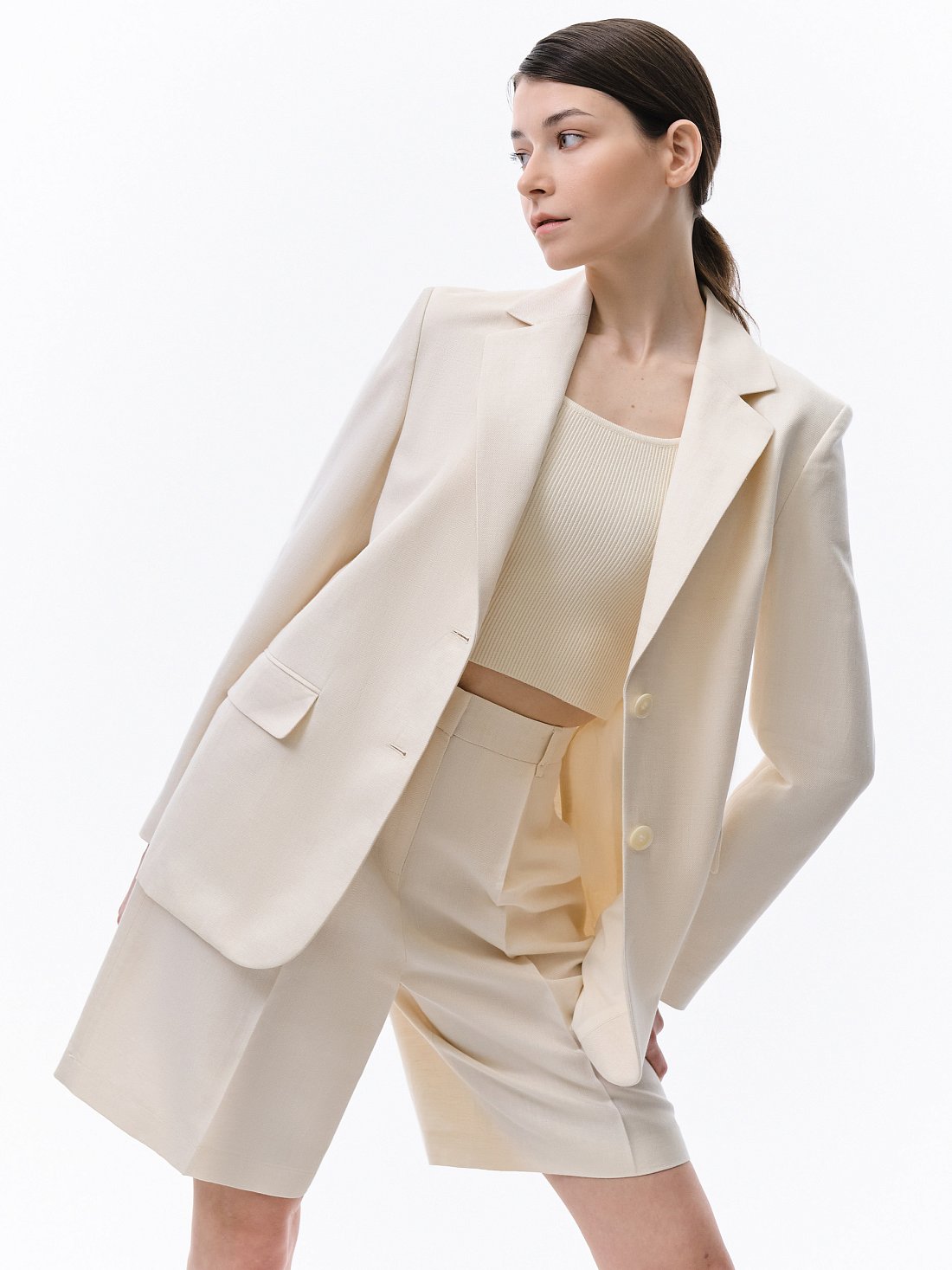 Прямой жакет из смесового льна: фото №1