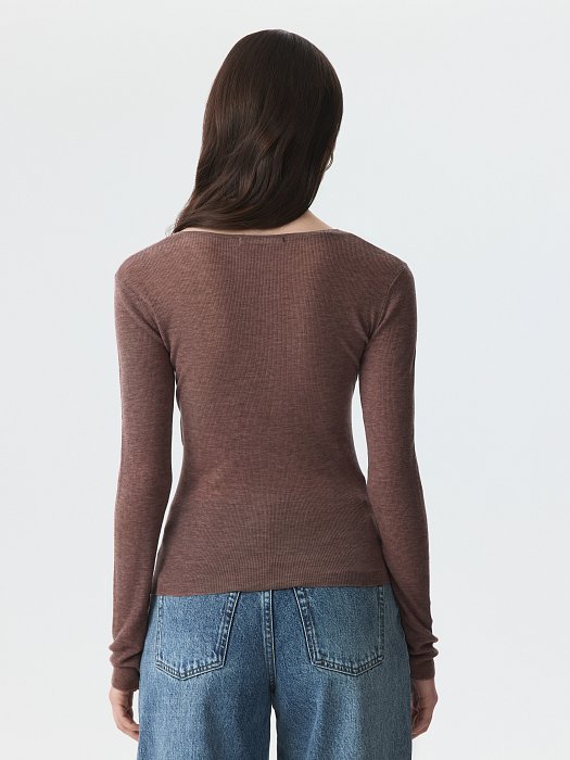 Шерстяной джемпер на запах: фото №5