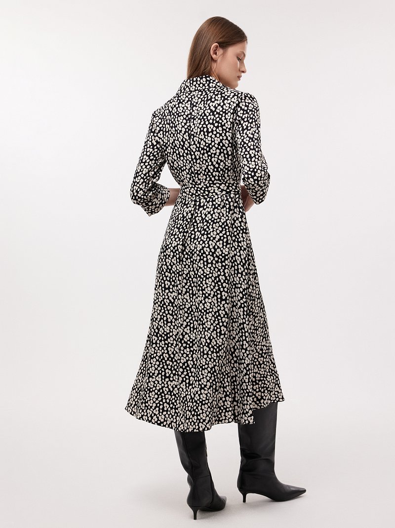 Платье-рубашка с поясом