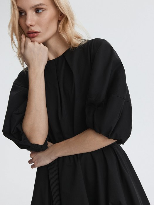 Платье из хлопка с поясом: фото №2