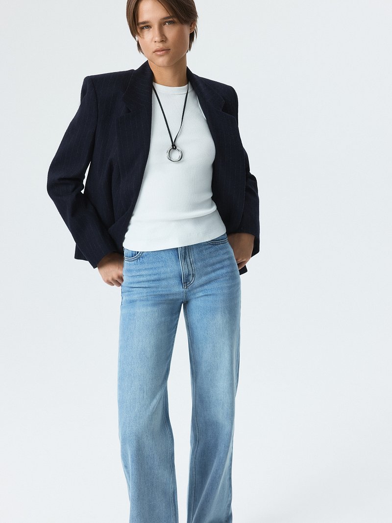 Джинсы прямого кроя