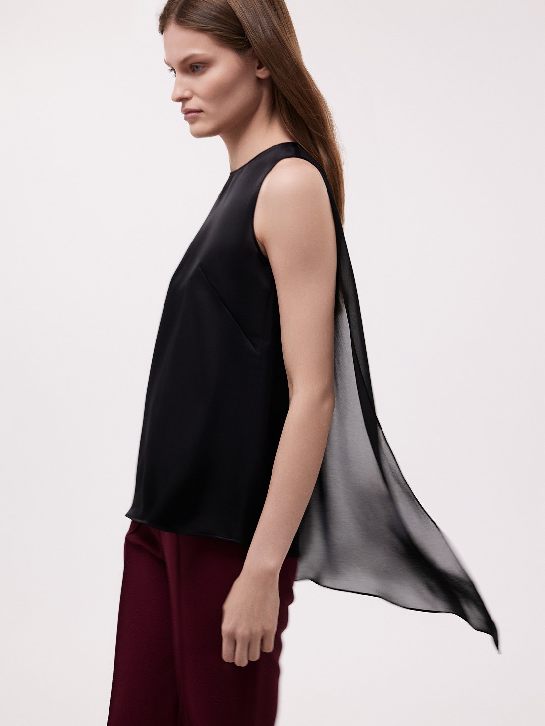 Атласный топ с шифоновым шлейфом: фото №1