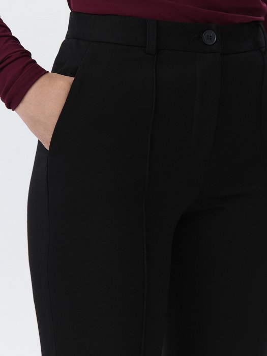 Классические брюки из трикотажа: фото №4