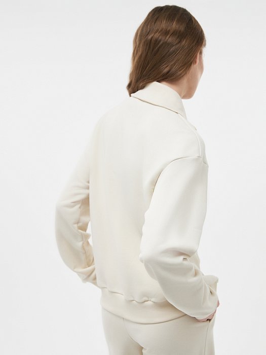 Свитшот с воротником на молнии: фото №3