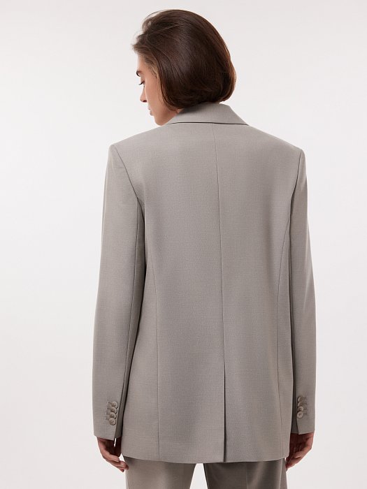 Прямой жакет на пуговице: фото №4