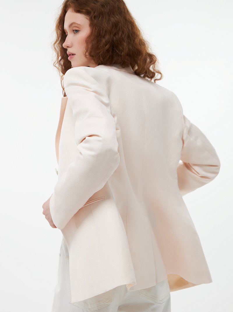 Приталенный жакет со льном (Р158)