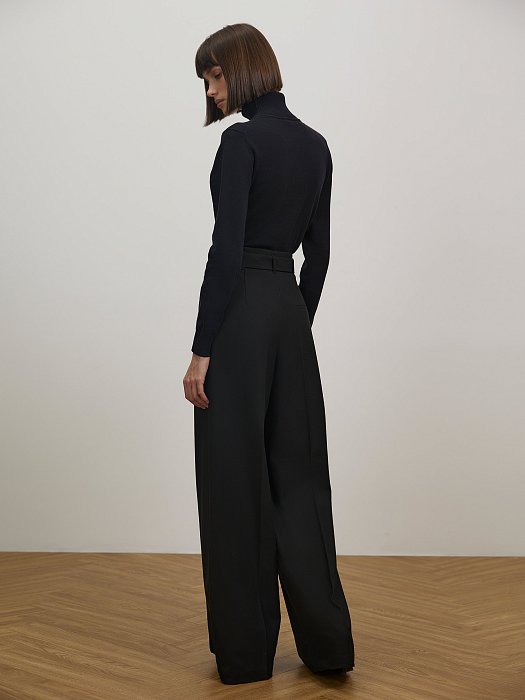 Широкие брюки с поясом: фото №6