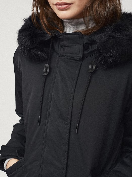 Черная парка
: фото №6