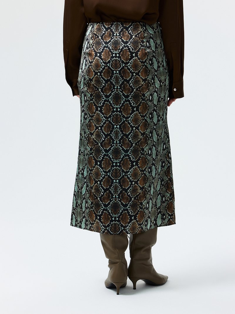Атласная юбка со змеиным принтом