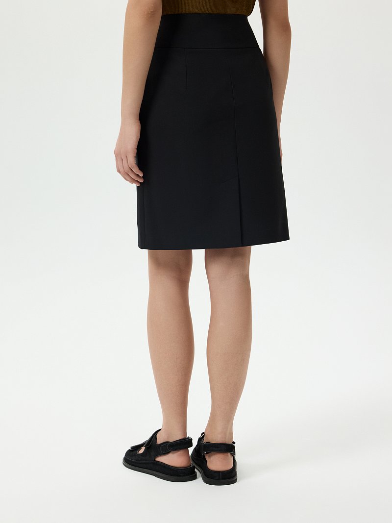 Прямая юбка с высокой посадкой