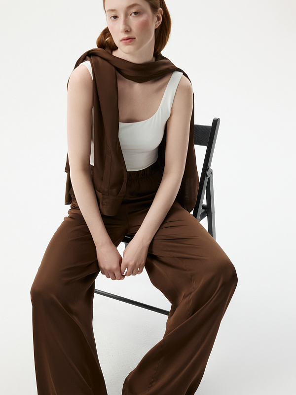 Атласные брюки на резинке