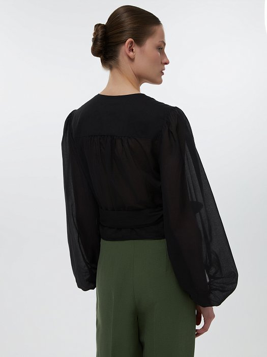 Укороченная блуза на запах: фото №4
