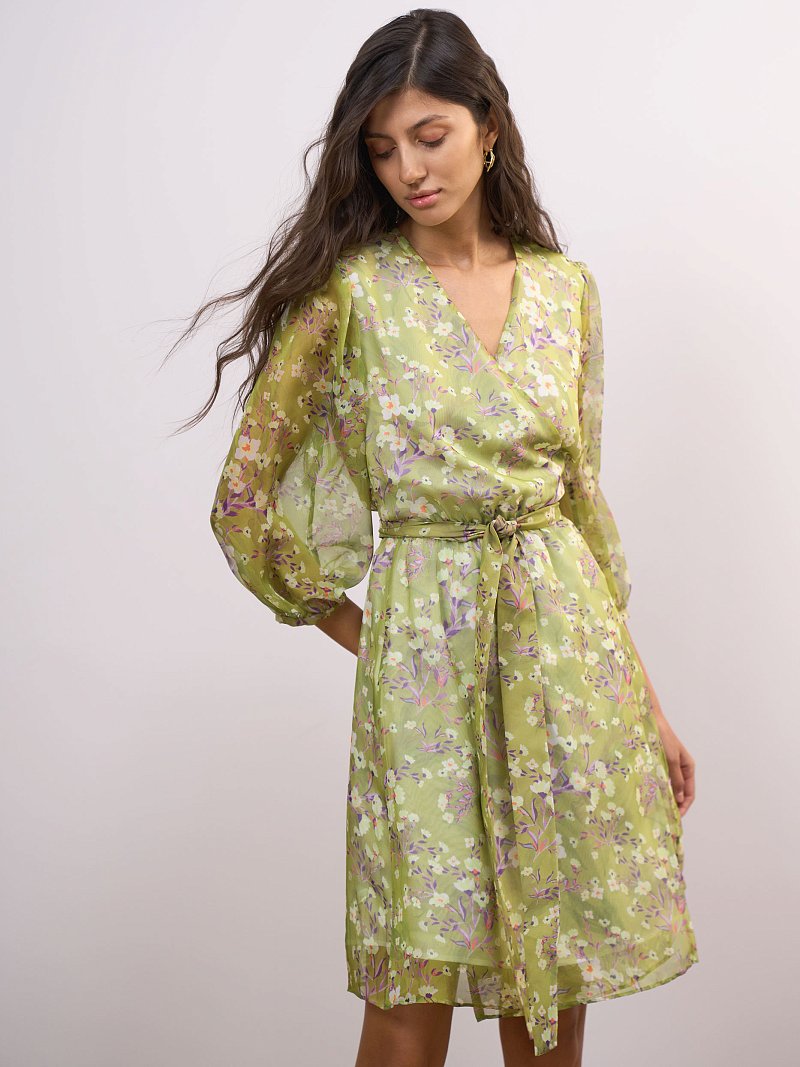 Шифоновое платье на запахе