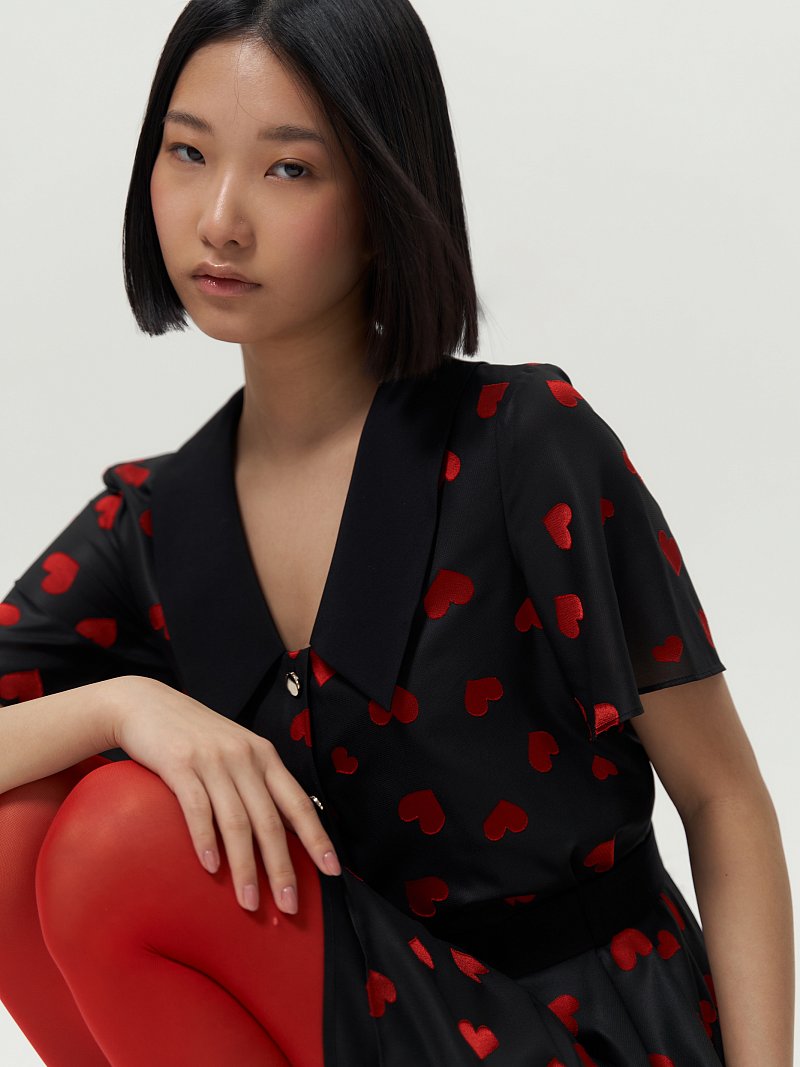 Платье с поясом