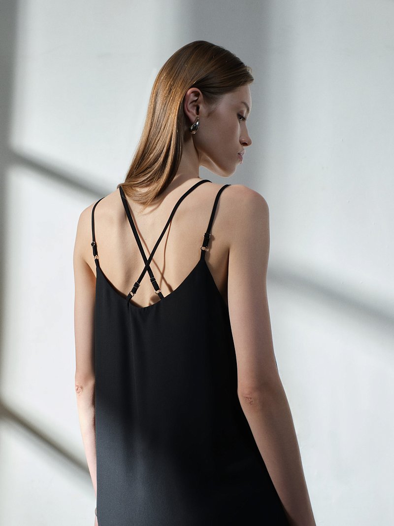 Топ с квадратным вырезом