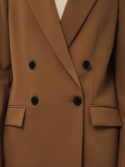 Двубортный прямой жакет: фото №7