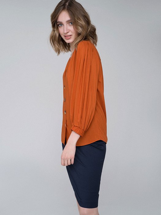 Блуза с объемными рукавами: фото №2