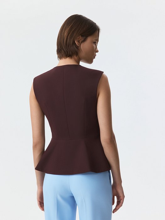 Приталенный жилет с баской: фото №5