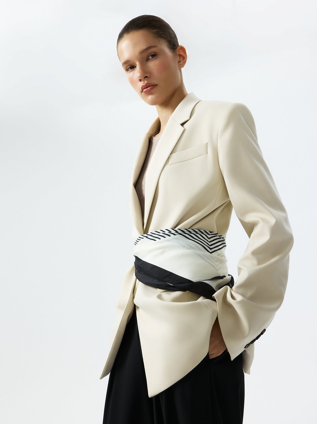 Прямой жакет оверсайз: фото №1