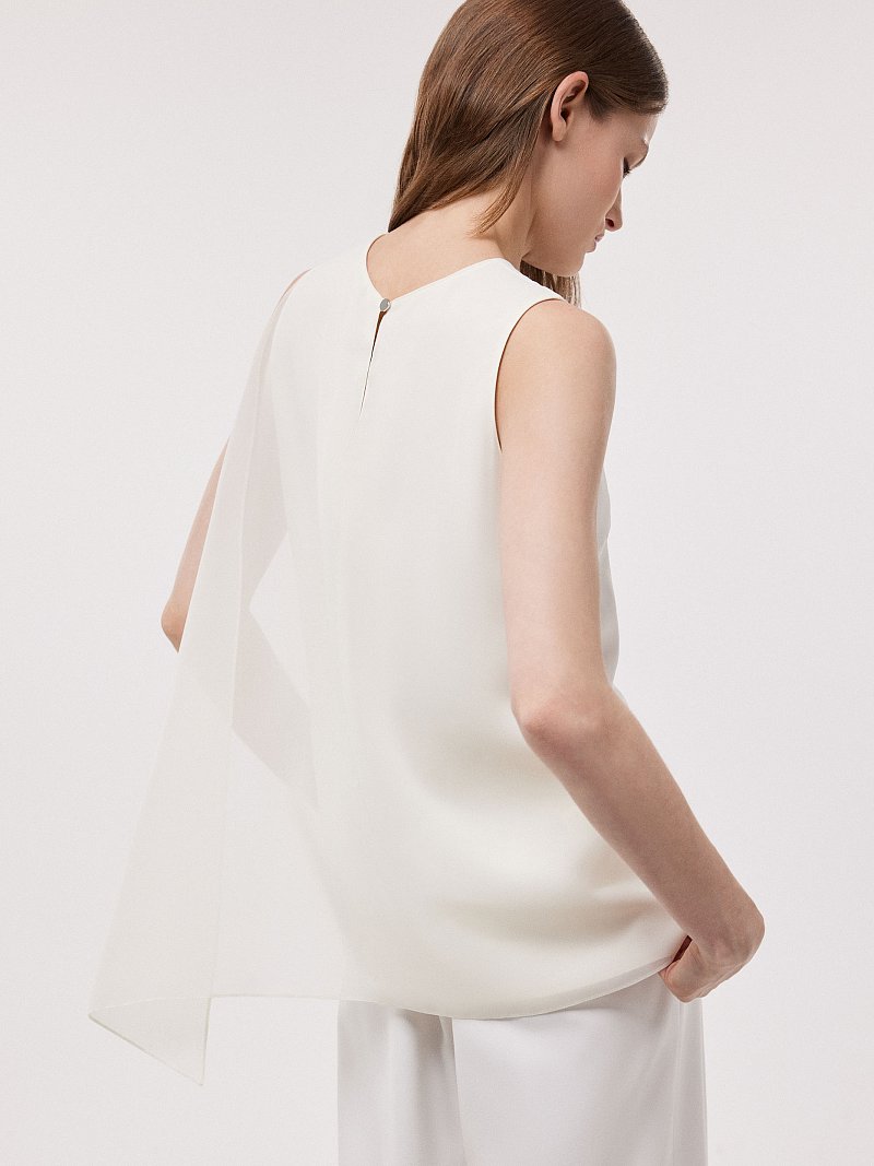 Атласный топ с шифоновым шлейфом