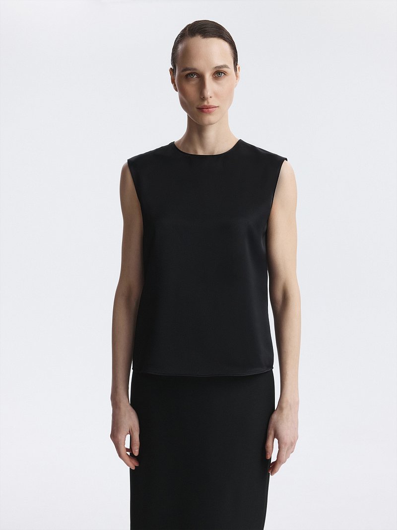 Топ из атласной ткани