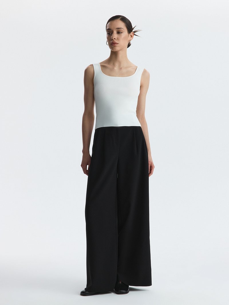 Топ с квадратным вырезом