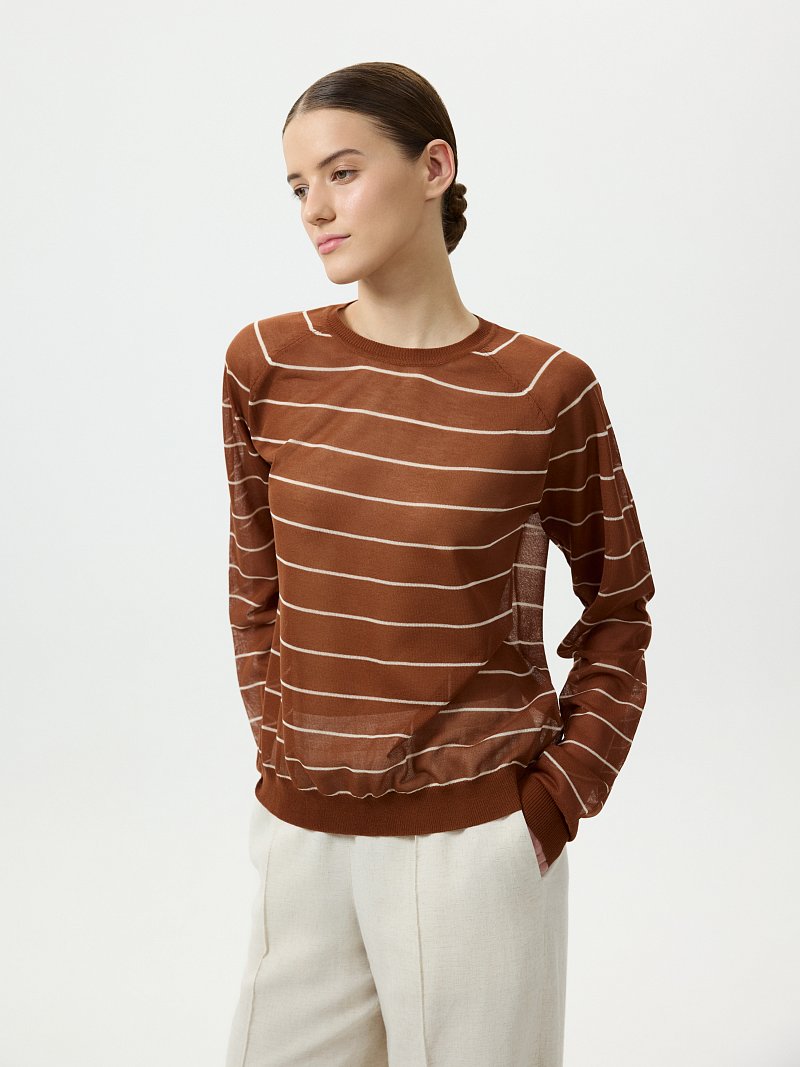 Тонкий джемпер в полоску