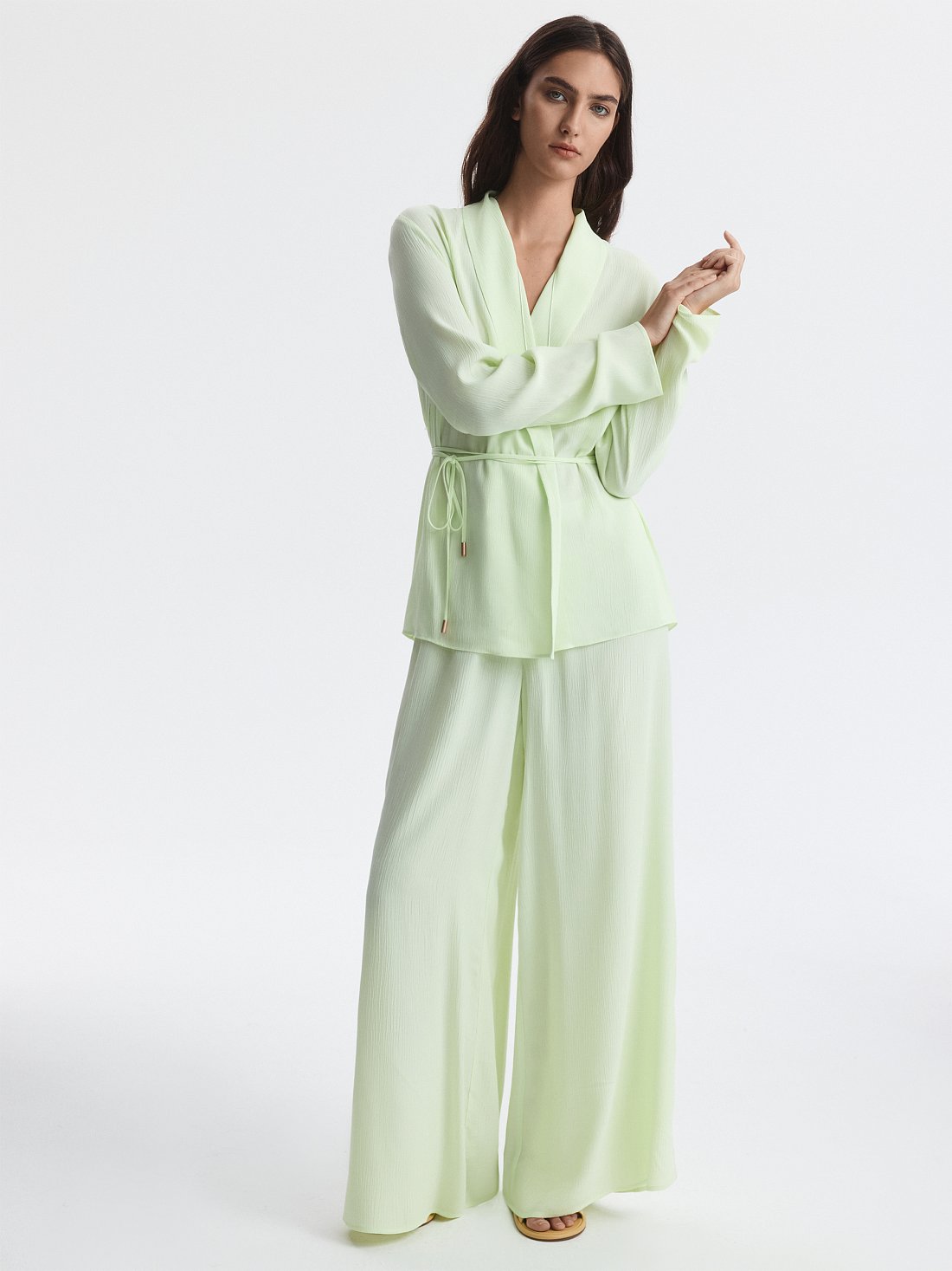 Костюм из вискозы: фото №1