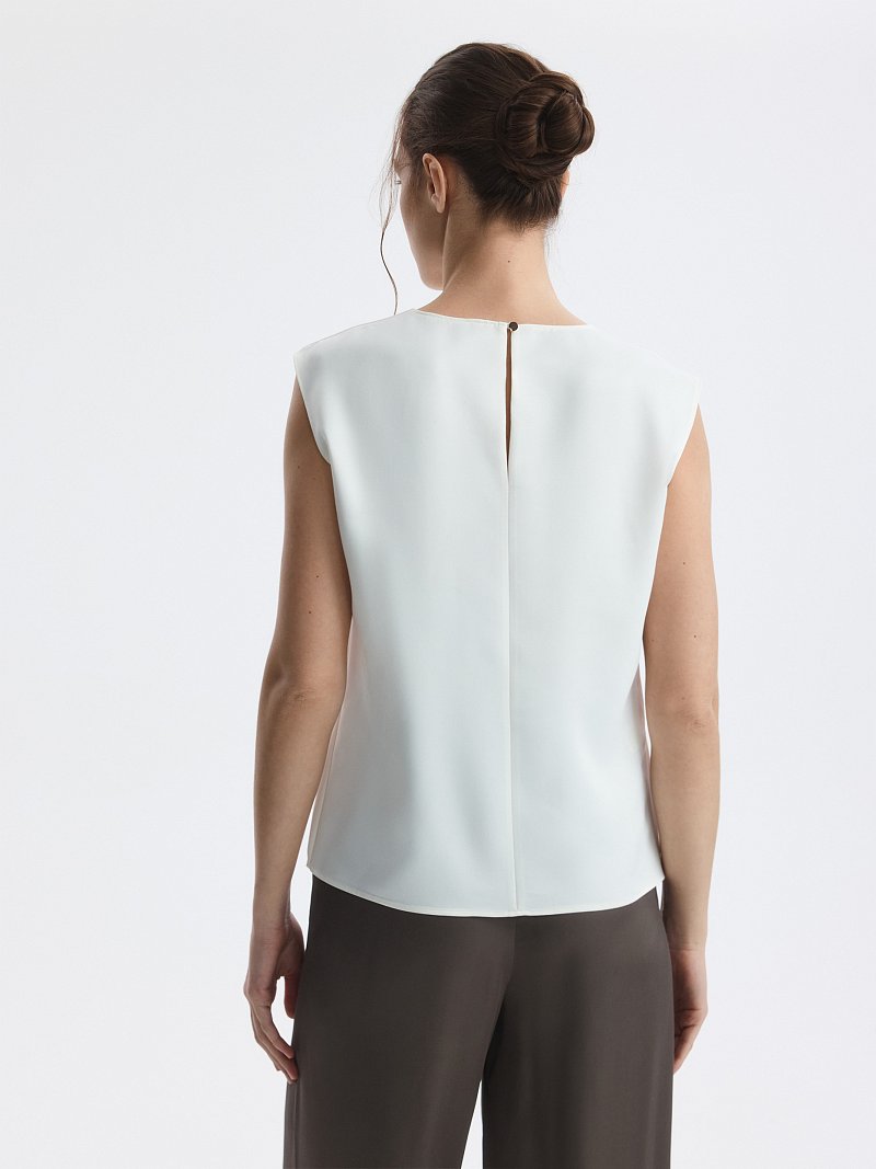 Топ из атласной ткани