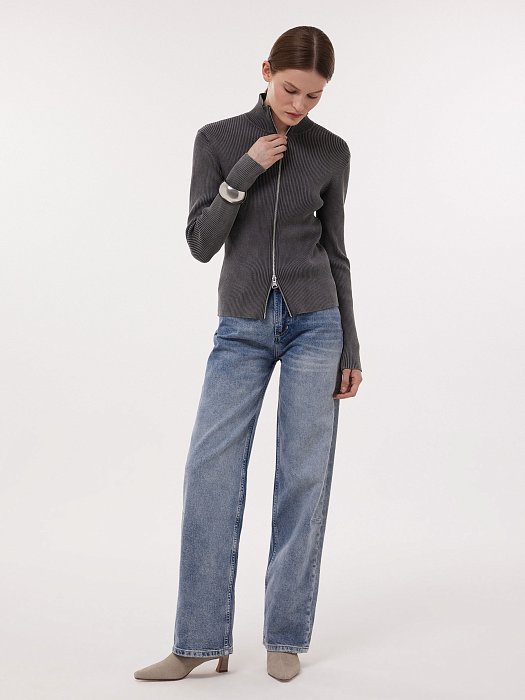 Джинсы прямого кроя: фото №2