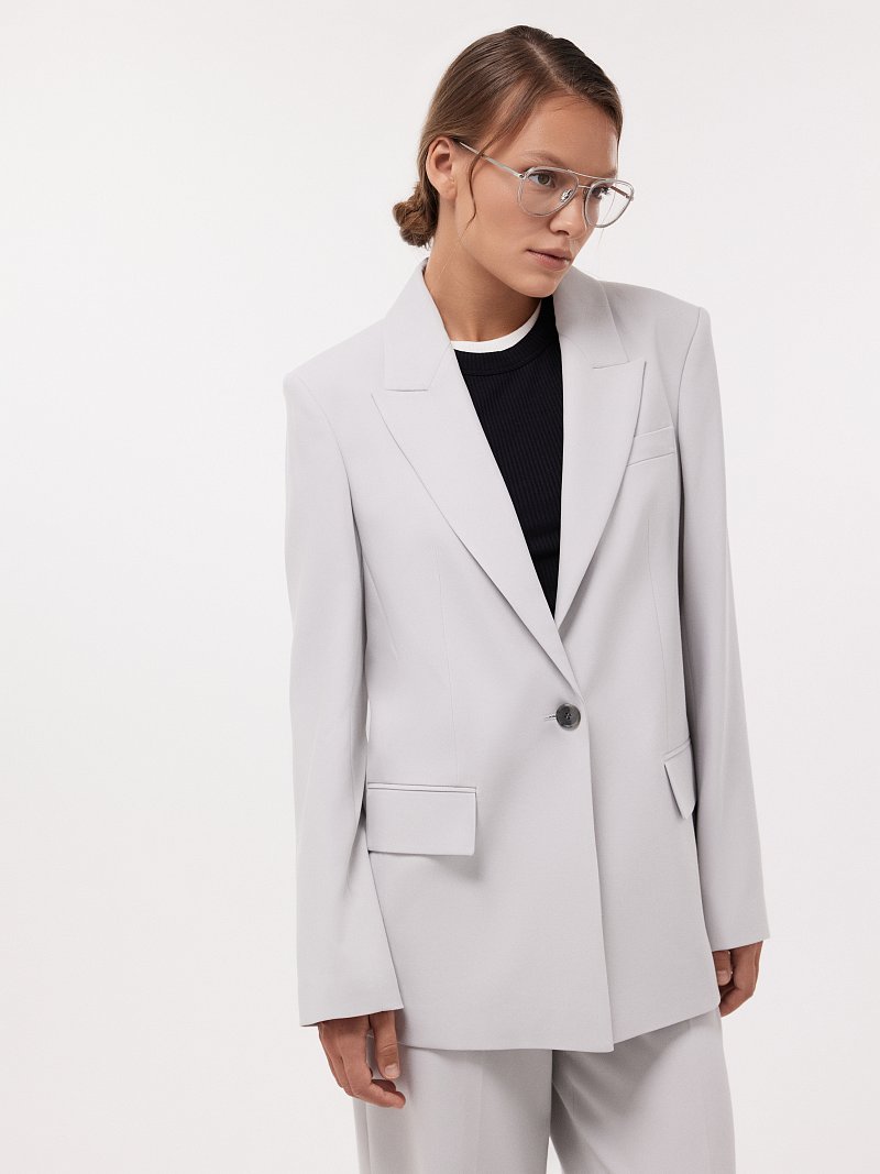 Удлиненный жакет на пуговице (Р158)