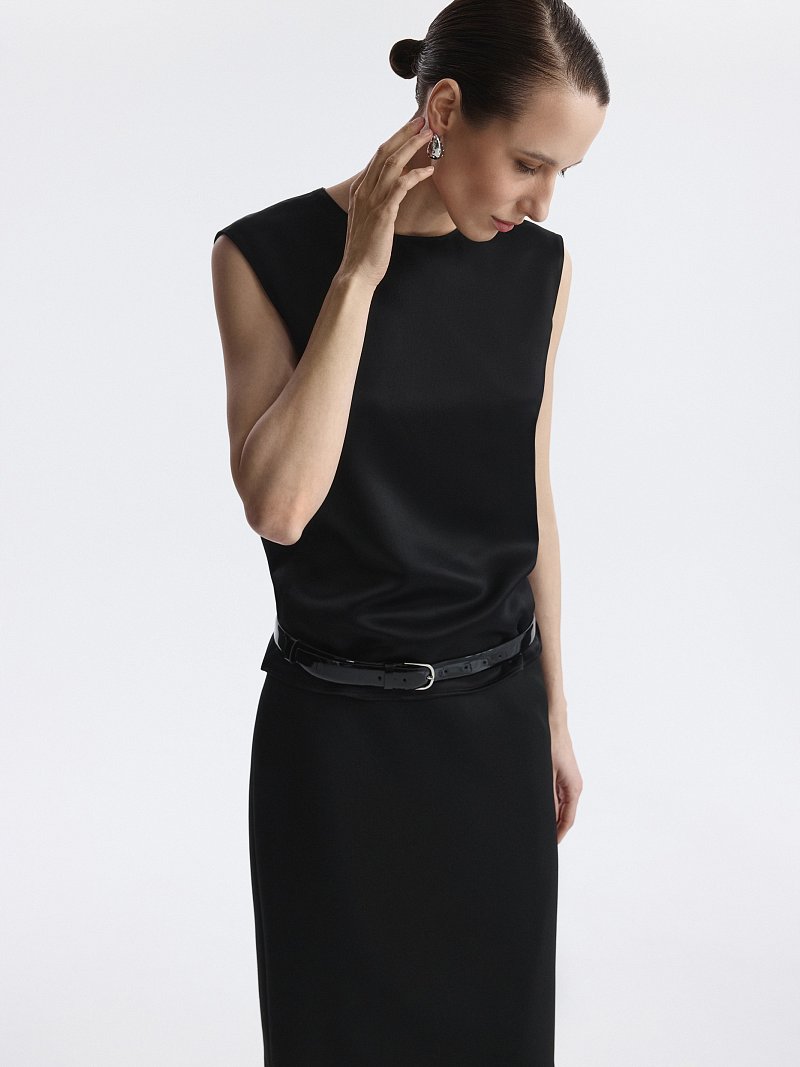 Топ из атласной ткани