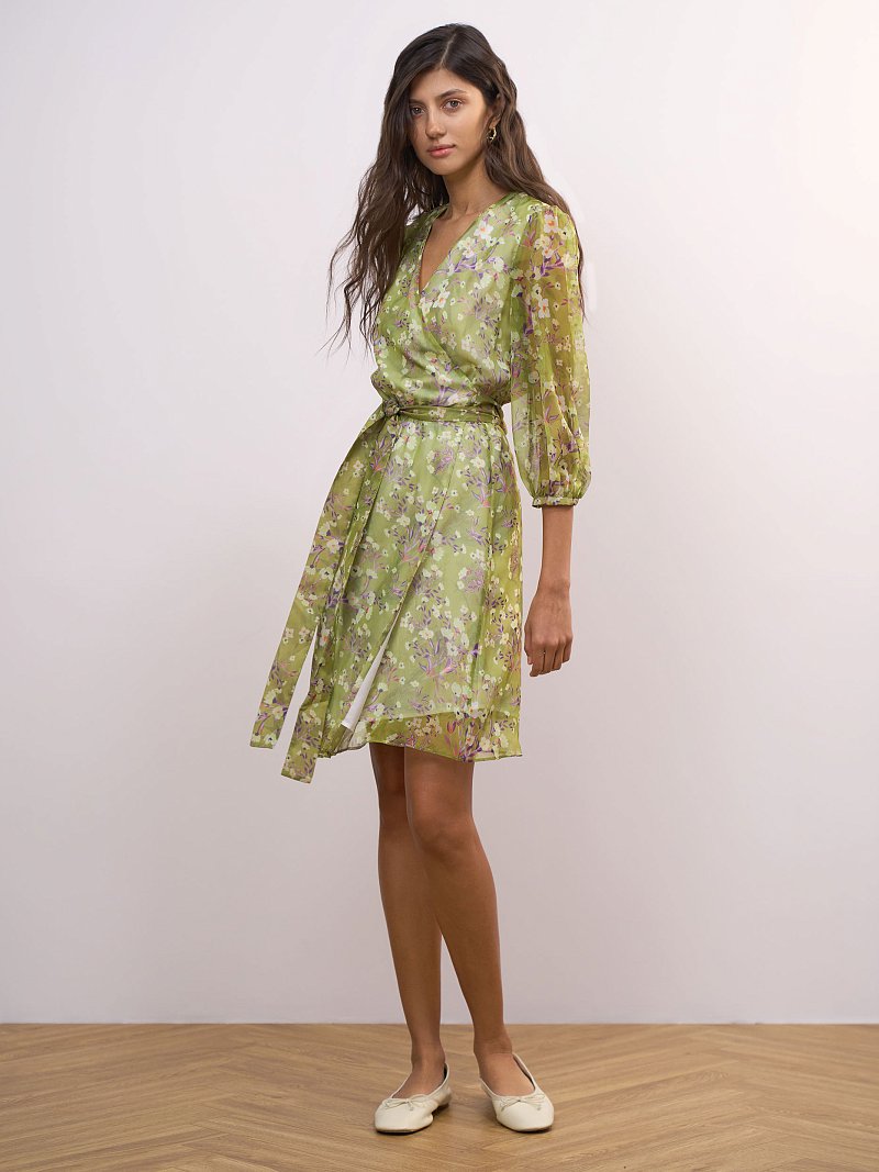 Шифоновое платье на запахе