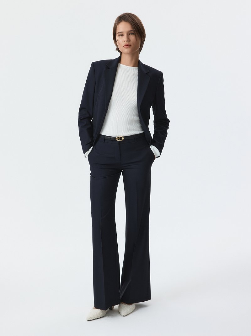 Приталенный жакет 