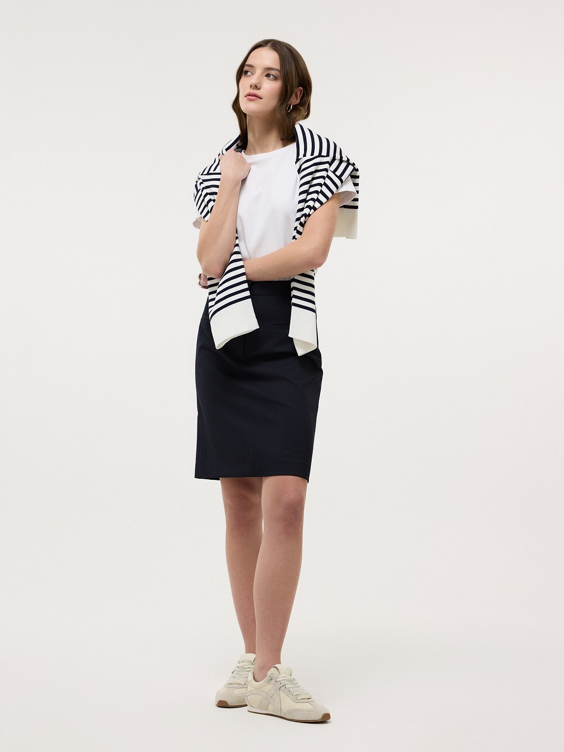 Мини-юбка с декоративными карманами: фото №1