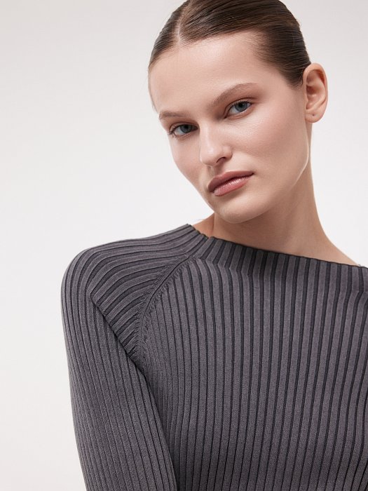 Вязаное платье из хлопка в рубчик: фото №4