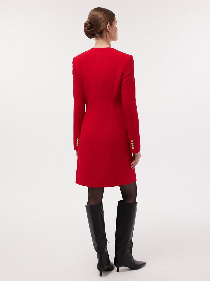 Платье с круглым вырезом