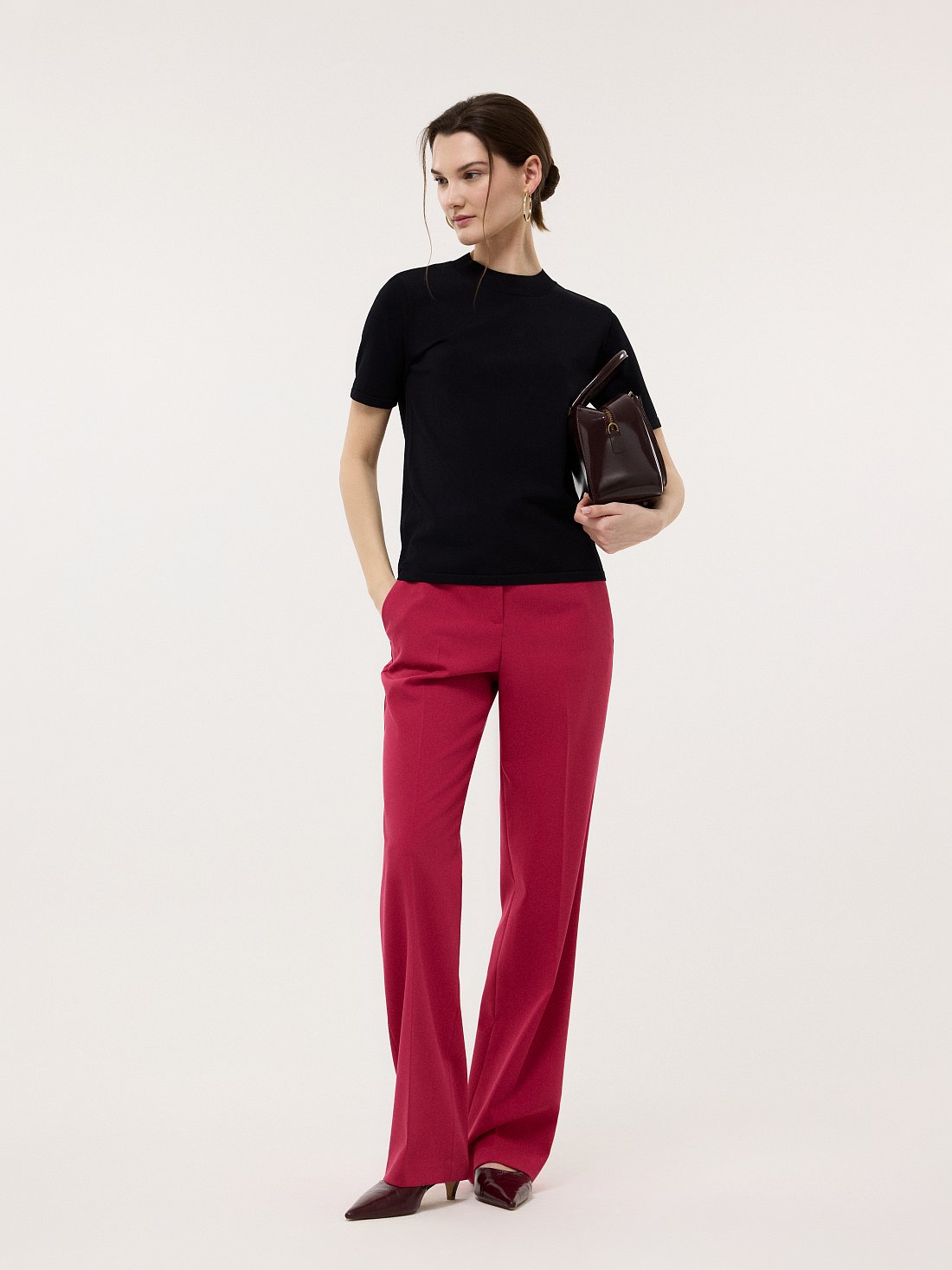 Классические брюки с высокой посадкой: фото №1