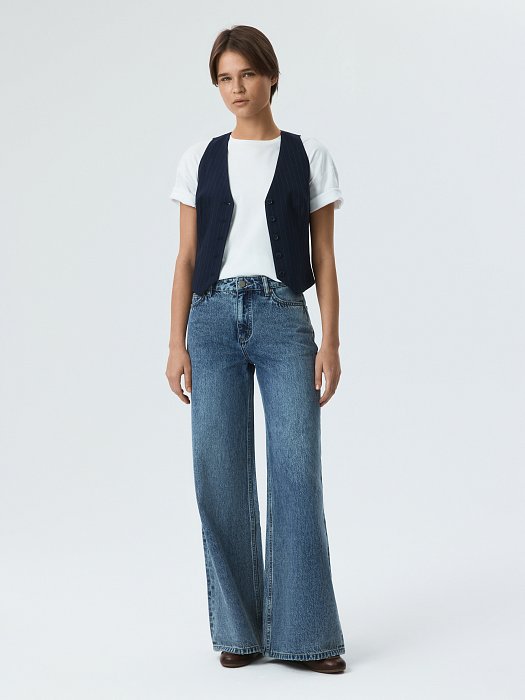 Широкие джинсы с низкой посадкой: фото №6