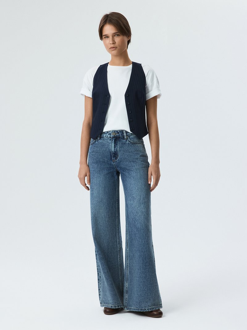 Широкие джинсы с низкой посадкой