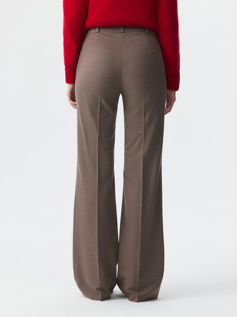 Расклешенные брюки из фланели