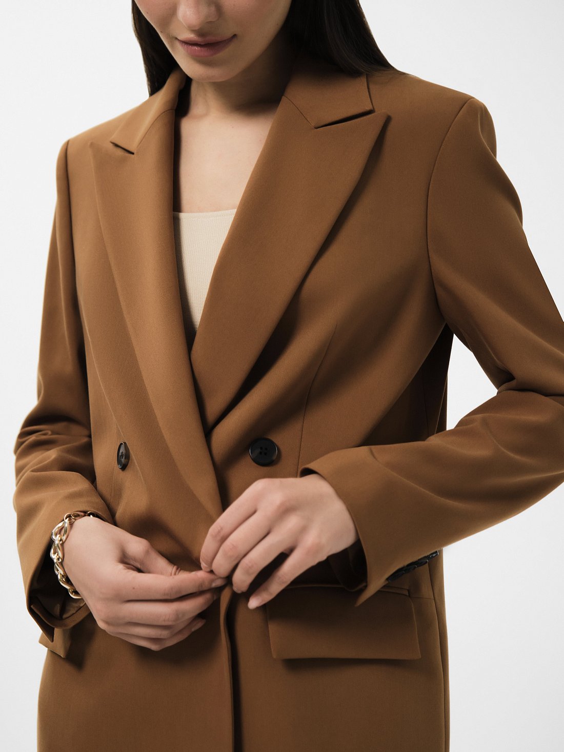 Двубортный прямой жакет: фото №1