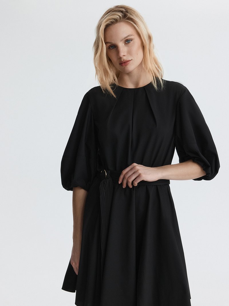 Платье из хлопка с поясом