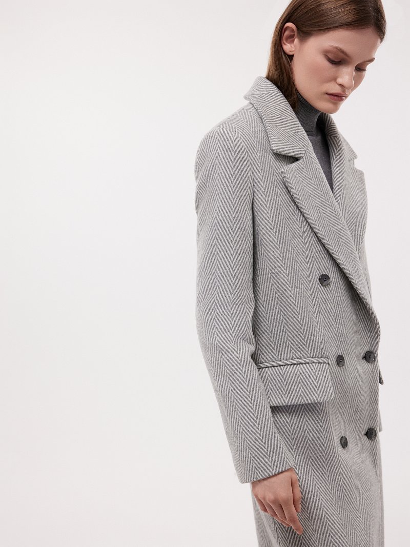 Пальто с шерстью «в елочку»