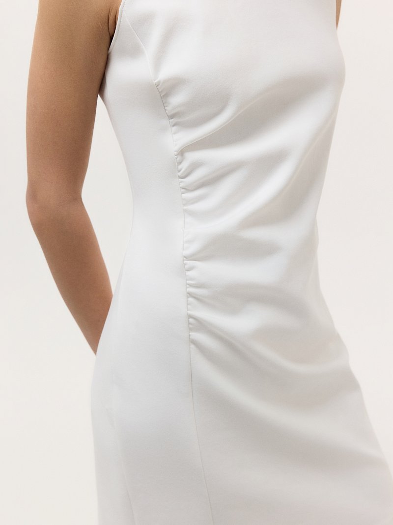 Трикотажное платье из хлопка с драпировками